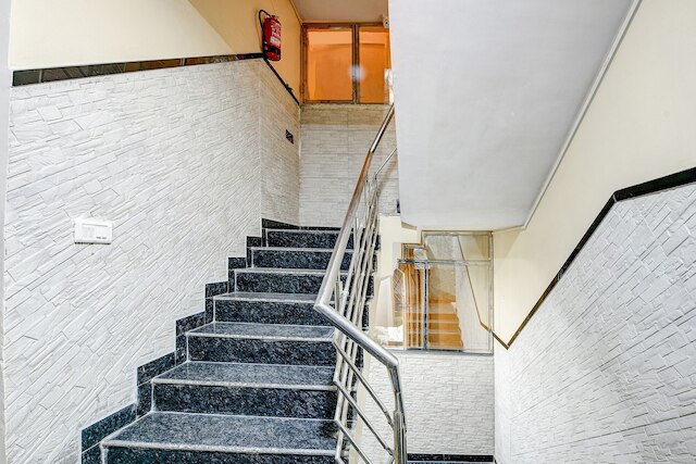 ファブホテル ザ キング レジデンシー