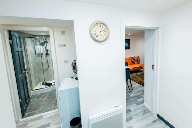 セール 2 ベッドルーム アパート - スリープス 5 - フリー パーキング