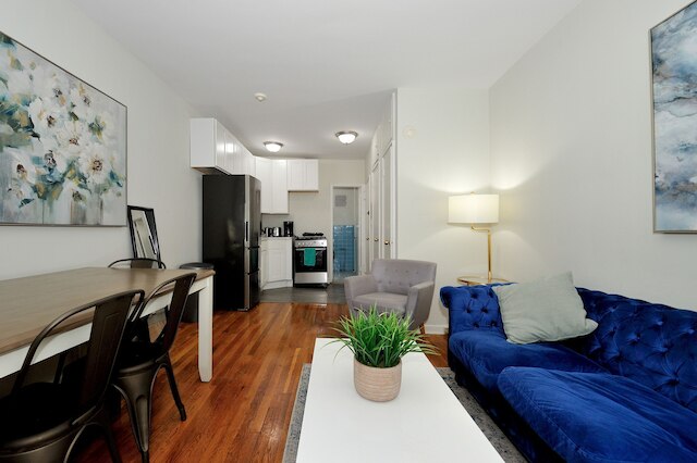 チャーミング アッパー イースト サイド スタジオ ウォーク トゥ サブウェイ セントラル パーク