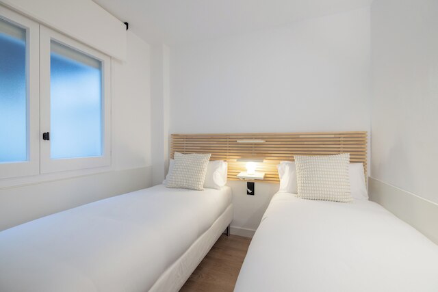 ステイ ユニーク アパートメント ビジャロエル