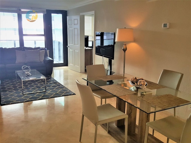 コージー 2 ベッドルーム ウィズ オーシャンビューズ - 510