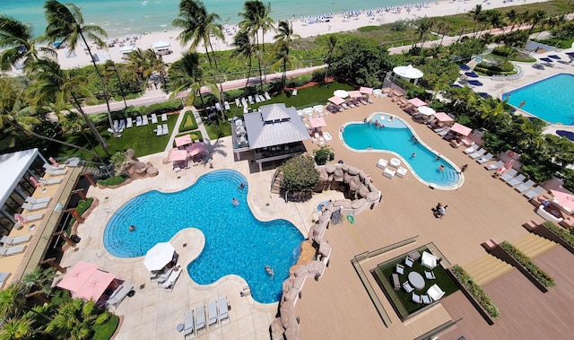 コージー 2 ベッドルーム ウィズ オーシャンビューズ - 510