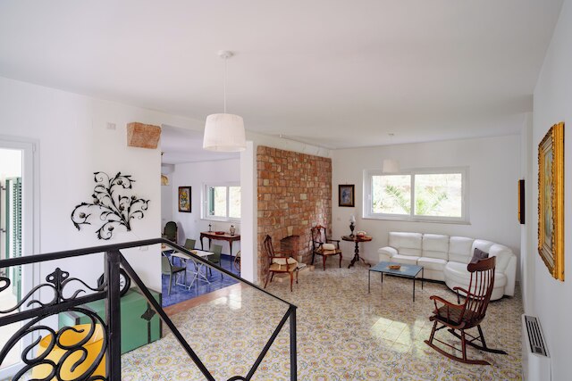 ヴィラ ルビーノ ゲストハウス モンデッロ