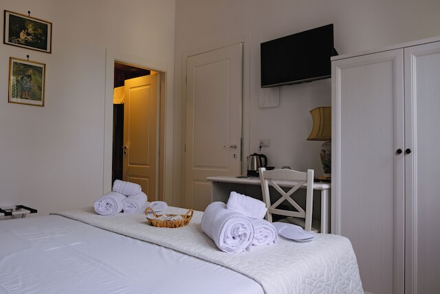 ヴィラ ルビーノ ゲストハウス モンデッロ