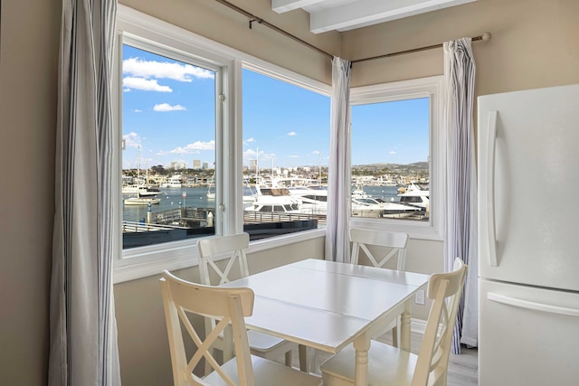 ザ エッジウォーター コンドス by アバントステイ ウォーターフロント ビューズ アンド ショート ウォーク トゥ ビーチ