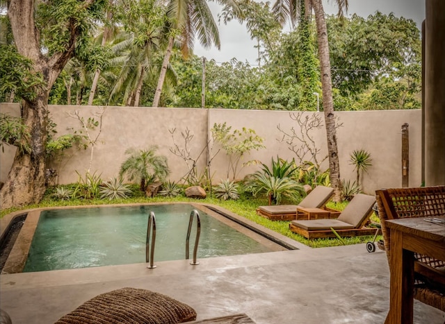 ヴィラ ウィズ プール イン アン エコビレッジ ニド フィ