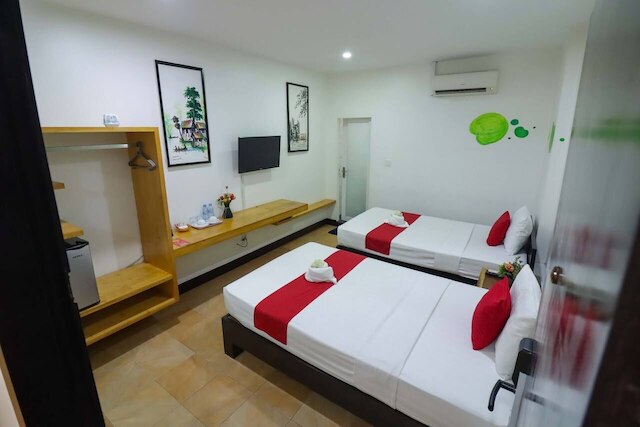 チャック トムーク モングクル ホテル