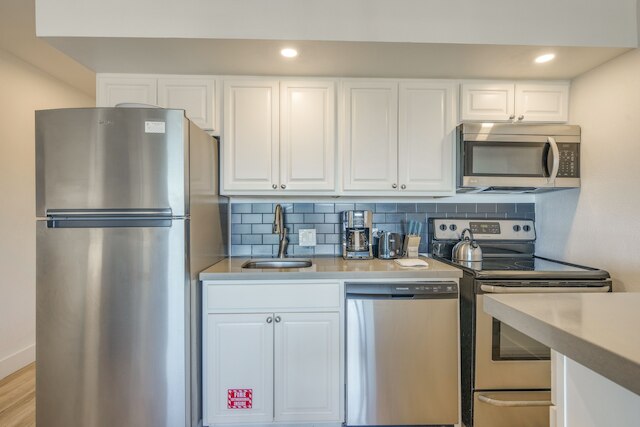 クレアナ #310 1 ベッドルーム コンド