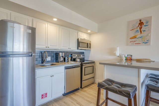 クレアナ #310 1 ベッドルーム コンド