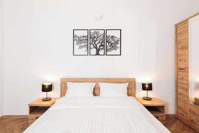 シティ オブ ザ キングス - ポセルスカ 24