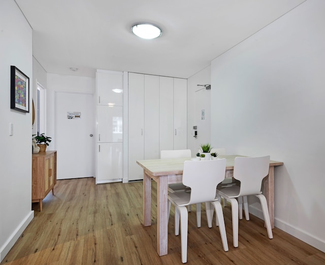 コージーグル | ロックデール | コージー アパートメント ニア トレイン ステーション