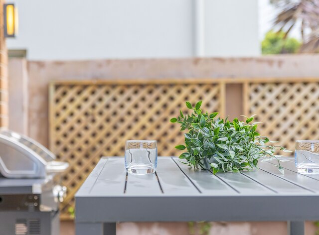 コージーグル | セント ピーターズ | ビューティフル 3 ベッドルーム ハウス