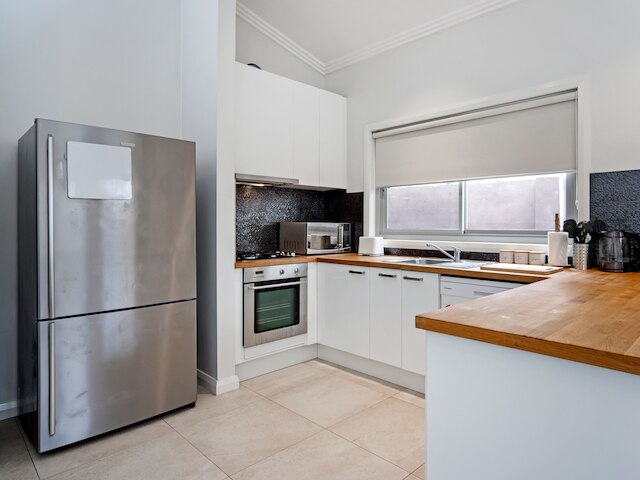 コージーグル | セント ピーターズ | ビューティフル 3 ベッドルーム ハウス