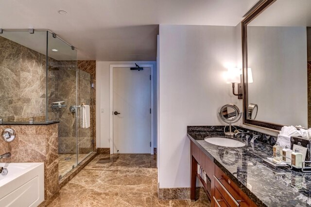 ホヌア カイ ホクラニ コレクション by KBM - 2 ユニット オン セイム フロア (201/204)