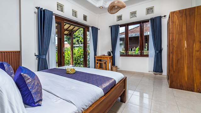 ポンドック ロリス