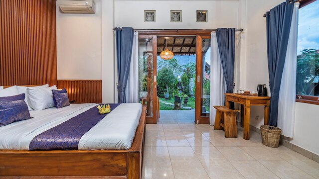 ポンドック ロリス