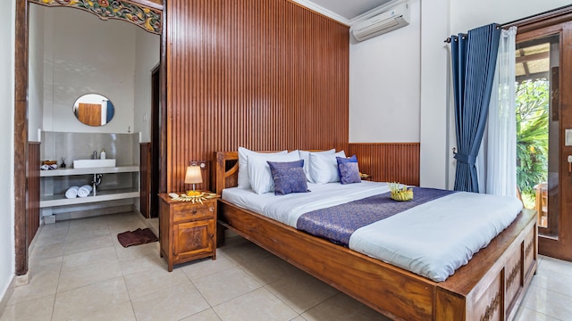 ポンドック ロリス