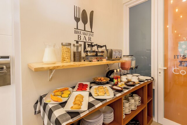 オマ マニス タマン シスワ