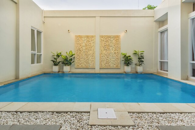 オマ マニス タマン シスワ