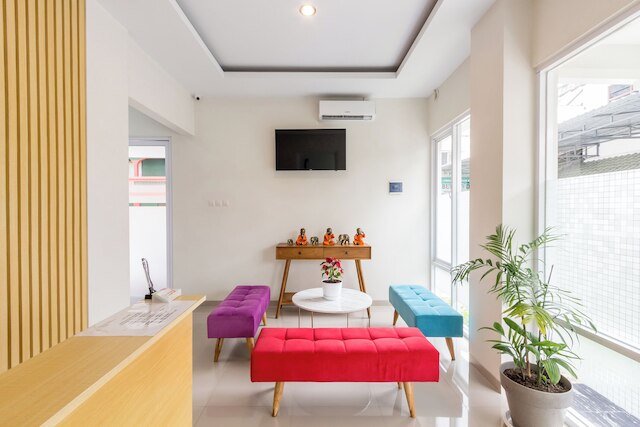 オマ マニス タマン シスワ