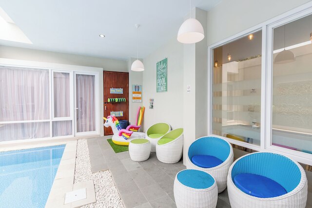 オマ マニス タマン シスワ