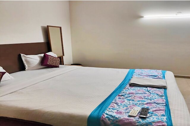 ホテル ラージ Dx