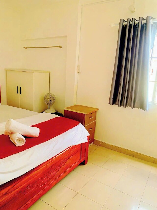 クラウン カフェ ホテル