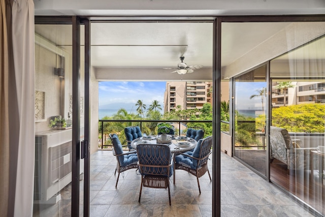 サンズ オブ カハナ 134 イン ラハイナ