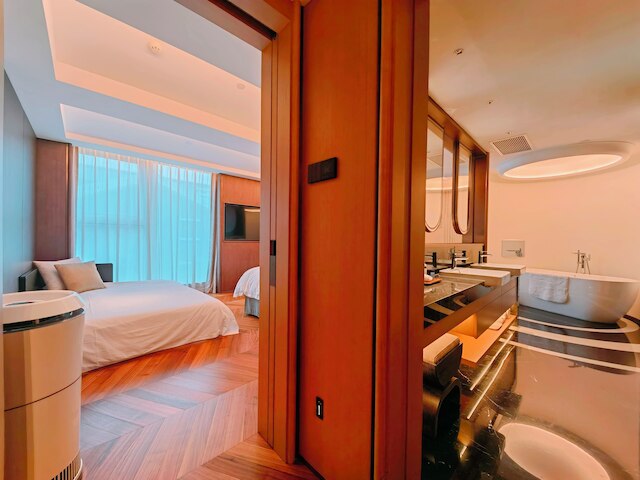 The Purple Horse Hotel