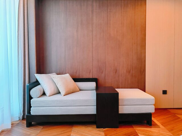 The Purple Horse Hotel