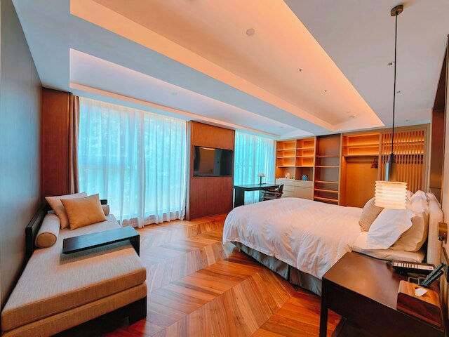 The Purple Horse Hotel