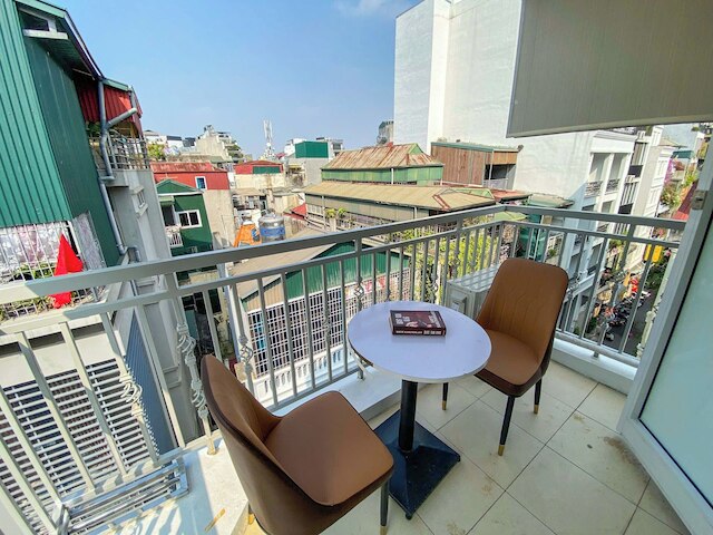 エコ ネスト レジデンス