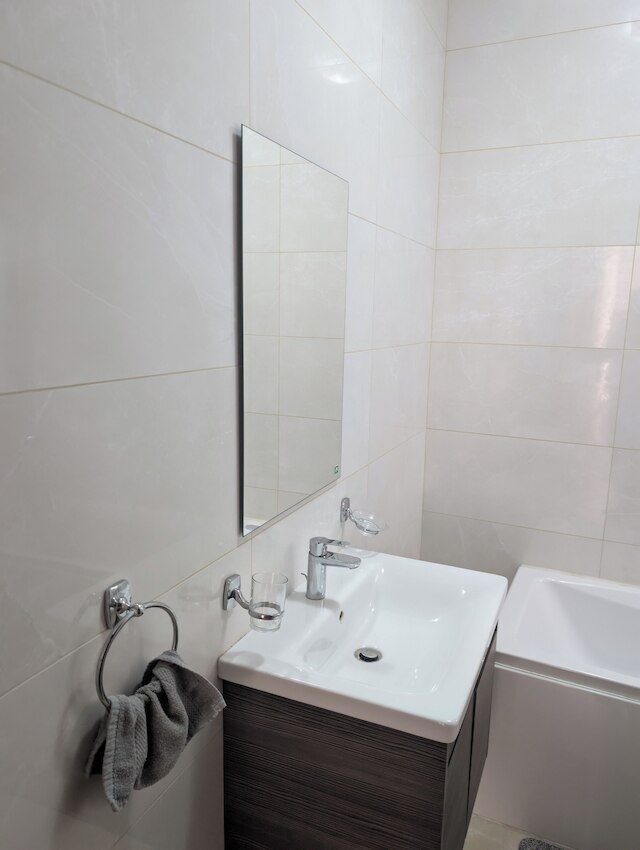 ルーム-プライベート コージー ルーム イン ア モダン サバーブ