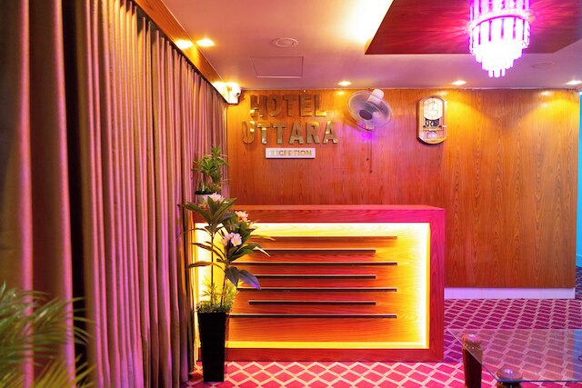 ホテル ウッタラ