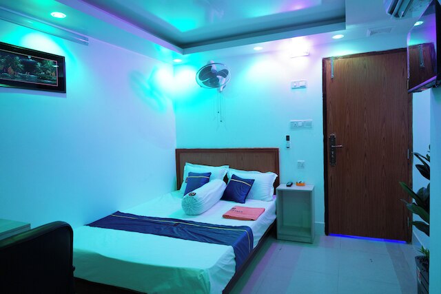 ホテル ウッタラ