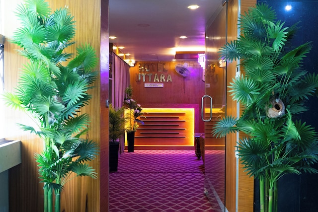 ホテル ウッタラ