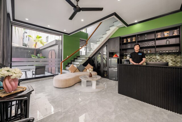 シシ ヴィラ & アパートメント