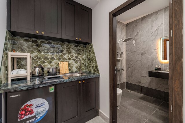 シシ ヴィラ & アパートメント