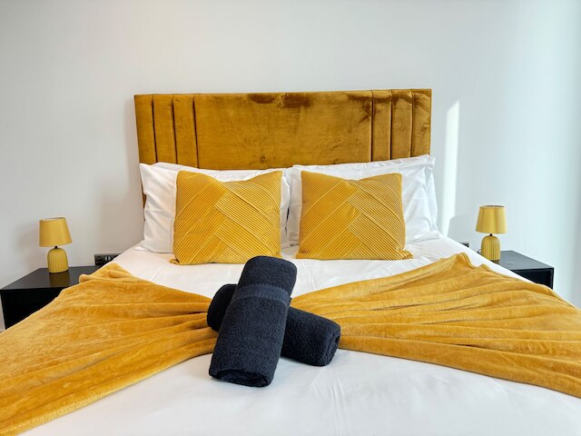 マンチェスター オアシス - モダン 3 ベッドルーム アパートメント