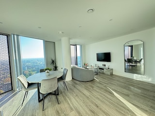 マンチェスター オアシス - モダン 3 ベッドルーム アパートメント