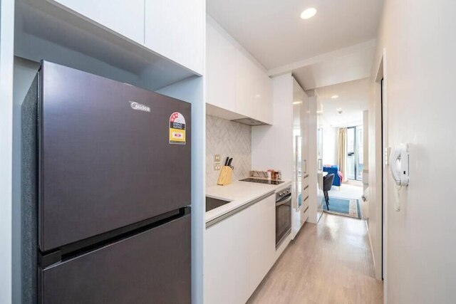 ハート オブ AKL モダン スタジオ プール ジム サウナ