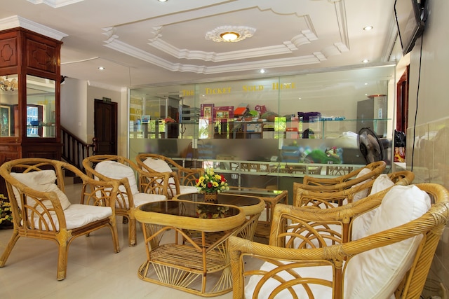 ダムナック リバーサイド ヴィラ