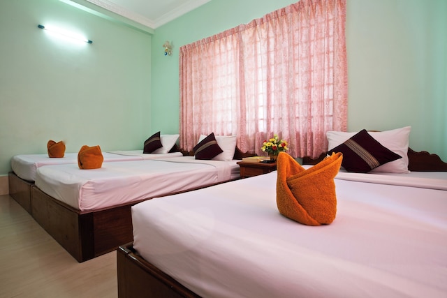 ダムナック リバーサイド ヴィラ