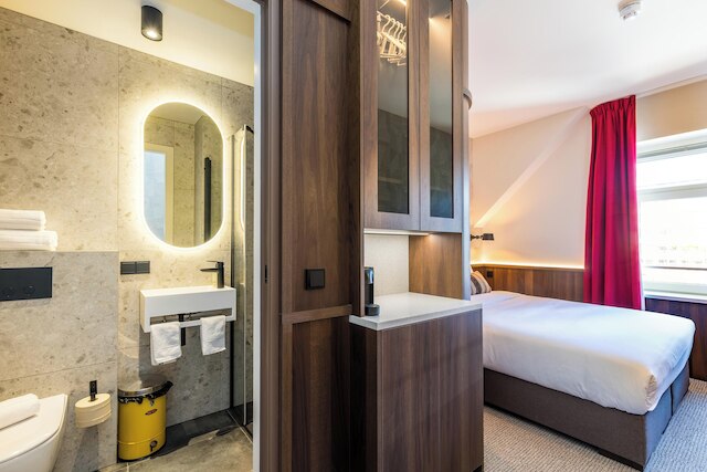 ホテル ボンボン