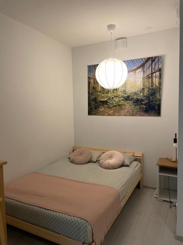 チャーミング 1ベッドルーム アパートメント イン タンペレ ウィズ ファイヤープレース