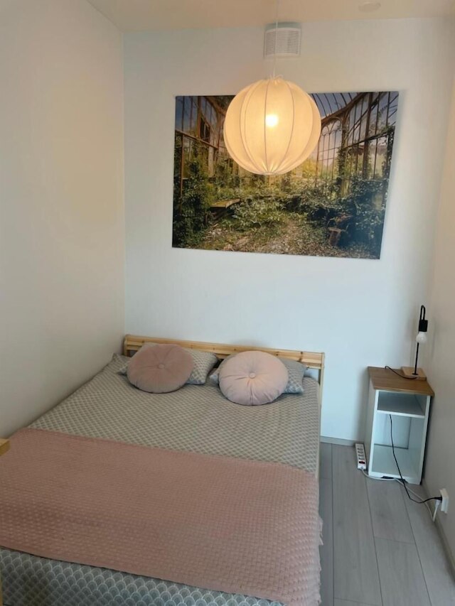 チャーミング 1ベッドルーム アパートメント イン タンペレ ウィズ ファイヤープレース