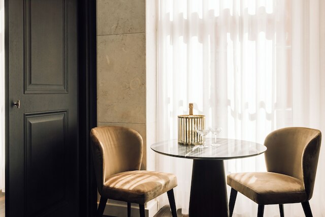 ミシック サナ ダウンタウン スイーツ - ニュー オープニング