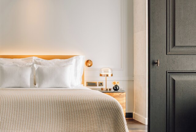 ミシック サナ ダウンタウン スイーツ - ニュー オープニング