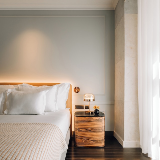 ミシック サナ ダウンタウン スイーツ - ニュー オープニング