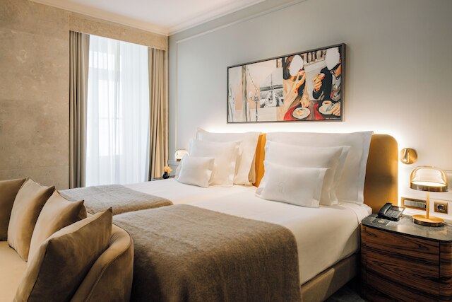 ミシック サナ ダウンタウン スイーツ - ニュー オープニング